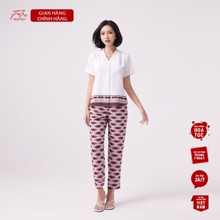 Folie Homewear đồ bộ mặc nhà tay ngắn quần dài lụa tằm ý FB120.1 áo trắng kem quần họa tiết nâu