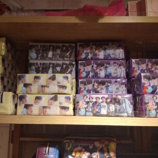 Hộp bút BTS , BT21