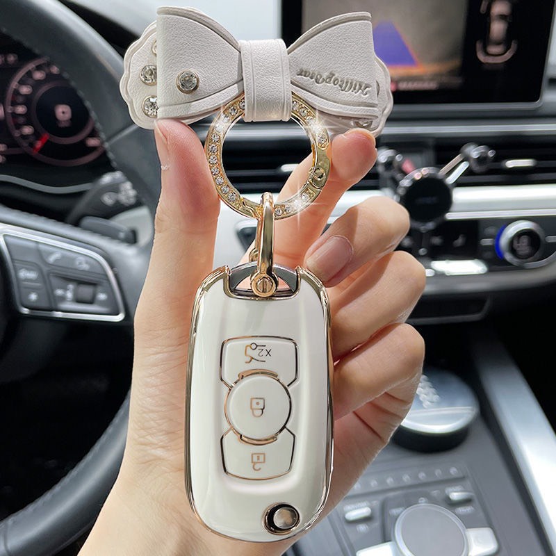 Ốp chìa khoá xe Vinfast Fadil &lt; viền kim loại + lót cao su trong suốt &gt;