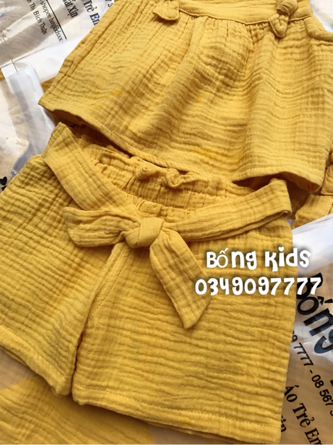 Bộ Đũi Bé Gái Buộc Nơ Vàng