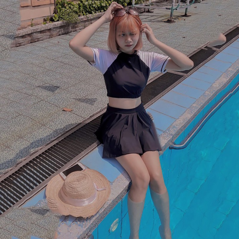 [M,L,XL] Bikini 2 mảnh bộ đồ bơi nữ croptop usronnie phong cách hàn quốc quần dạng váy QP014