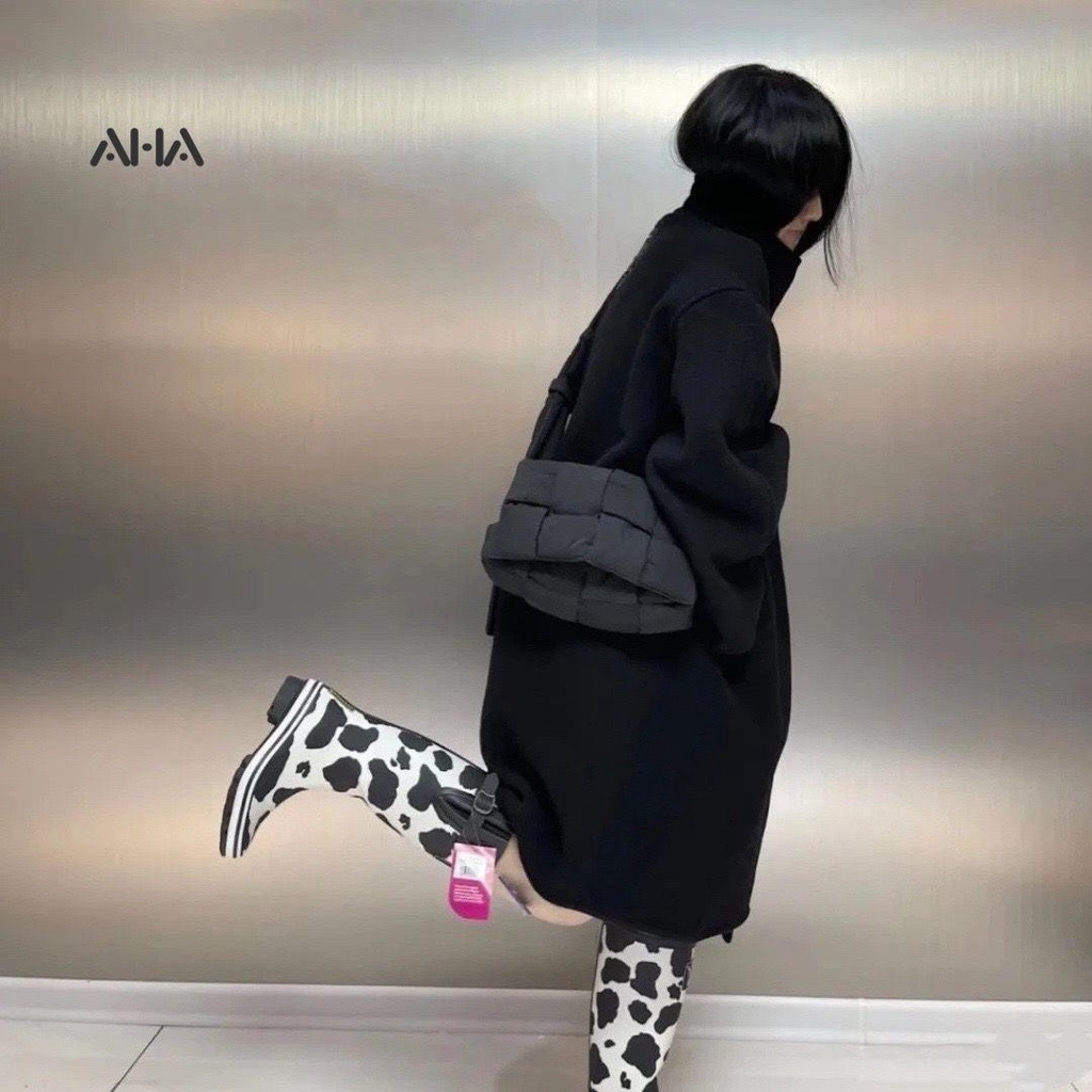 Túi đeo chéo vai AHA official bằng xốp thời trang phong cách dành cho nữ