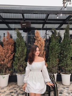 váy trắng trễ vai tiểu thư
