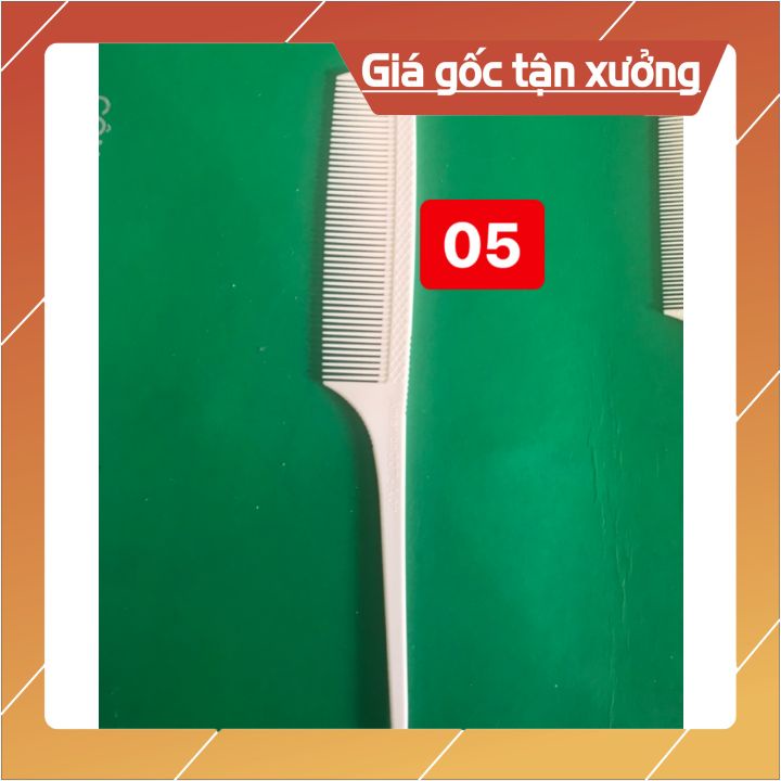 [TẬN GỐC] lược cắt tóc 007 màu trắng ,có nhiều mẫu . chất nhựa dẻo chống nhiệt tót khi sấy tóc ko sợ bị quéo loại tốt