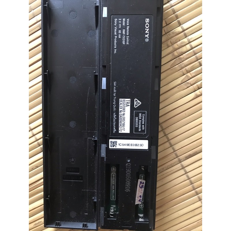 Điều khiển TV Sony giọng nói chính hãng RMF-TX310P+ pin