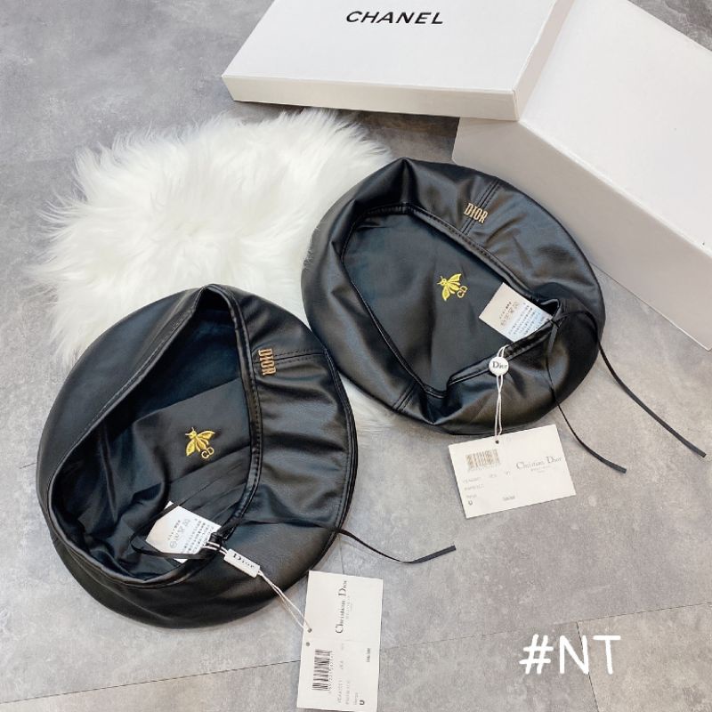 Mũ nồi Beret da bóng cao cấp, màu đen quyến rũ, logo Di'or đồng sáng bóng sang chảnh