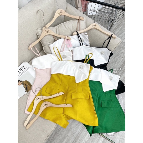 Jumpsuits 2 dây túi nắp