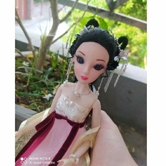 Bông tai cho búp bê p17