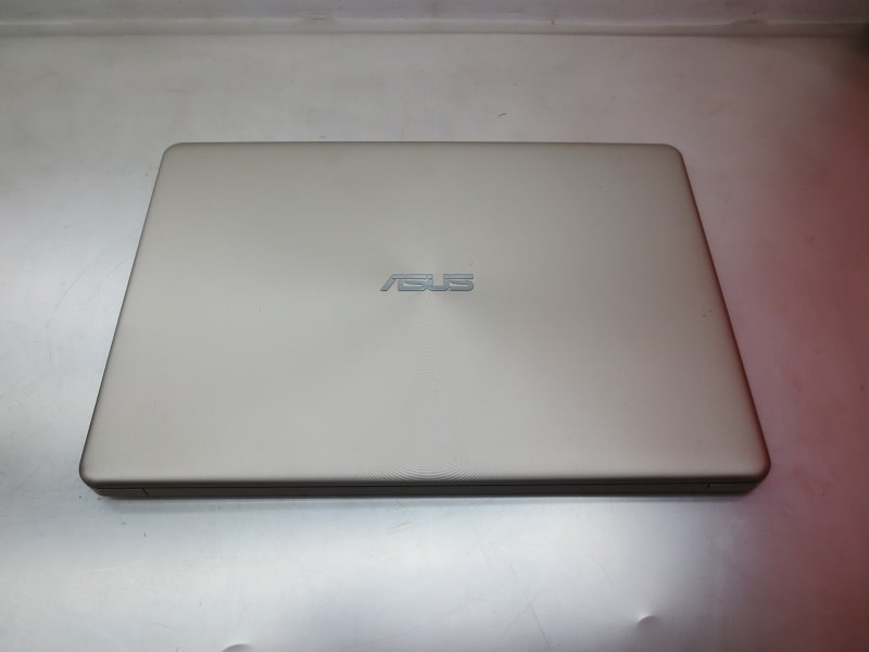 Laptop Cũ Asus Vivobook S15 X510UF CPU Core I5-8250U Ram 8GB SSD 120GB + HDD 1TB VGA NVIDIA GeForce MX130 LCD 15.6''inch