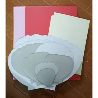 Giấy mĩ thuật và khuôn cánh