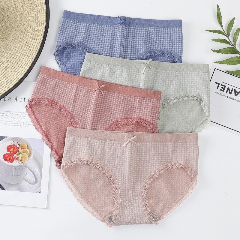 Quần lót cotton nữ cạp vừa Vanvene hoạ tiết kẻ caro viền ren chống hằn Q023 | BigBuy360 - bigbuy360.vn