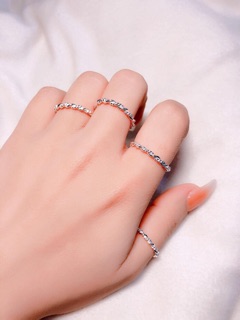 Nhẫn soắn bạc ta cao cấp