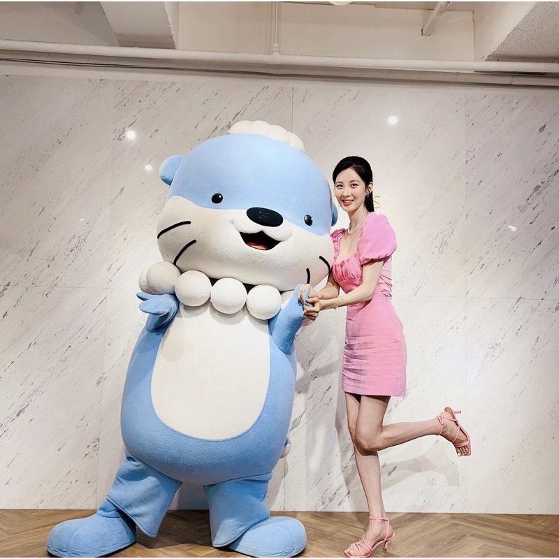 Đầm Zara hở lưng giống Karina aespa, Joy RED VELVET, Seohyun SNSD