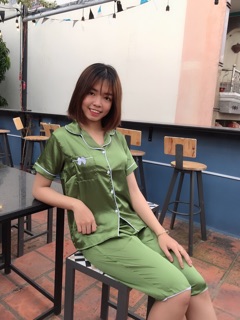 ( Freesize Lụa ) Đồ Bộ Pijama Lụa Nơ - Tay Ngắn Quần Lửng
