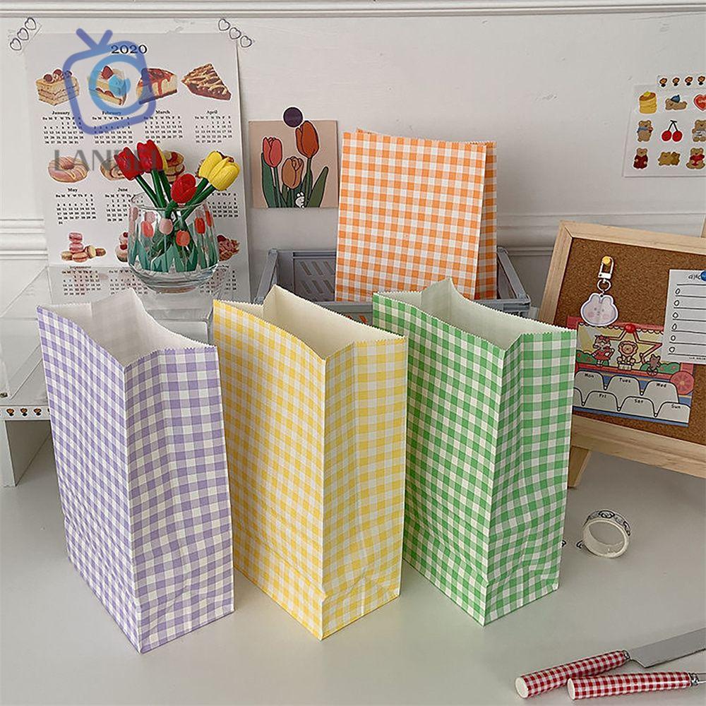 Túi Giấy Kraft Đựng Quà Nhiều Màu Sắc Họa Tiết Kẻ Sọc/ Caro Phong Cách Hàn Quốc Dễ Thương Tiện Dụng