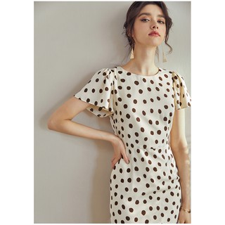 Váy chấm vi đen trắng ôm body chân váy đuôi cá