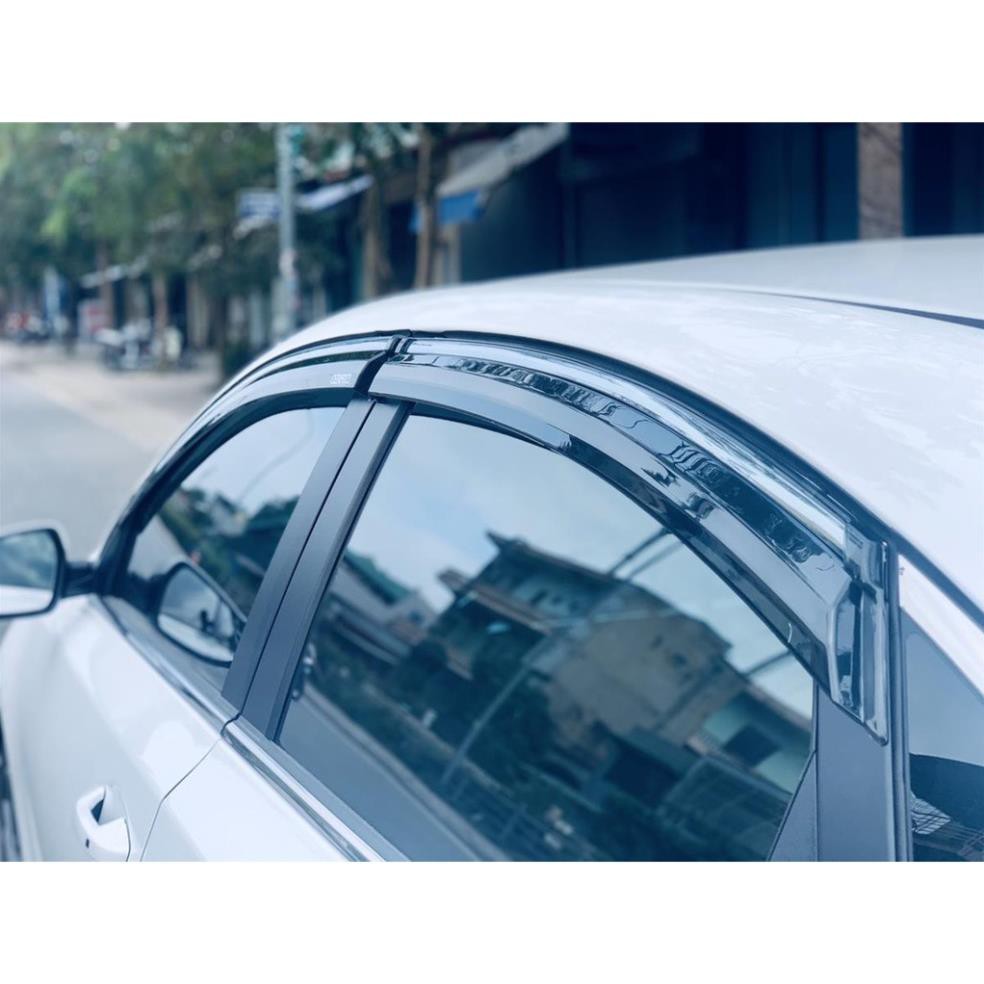 Vè Mưa Kia Cerato 2019 2020 2021 màu đen 6 chi tiết