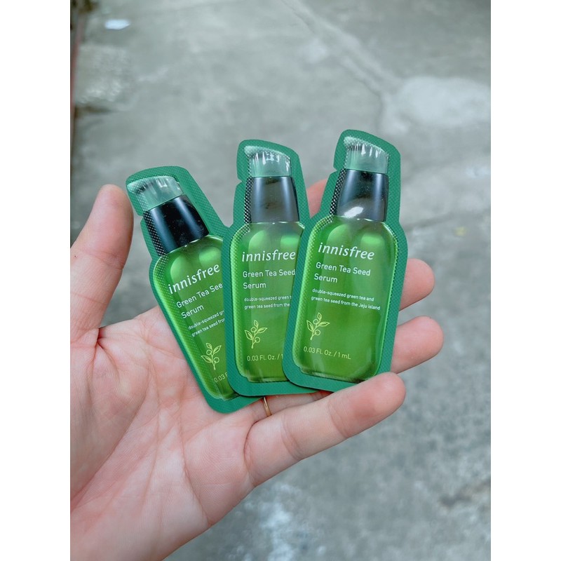 (hàng chính hãng) 1 gói dùng thử tinh chất dưỡng da innisfree the green tea 1ml