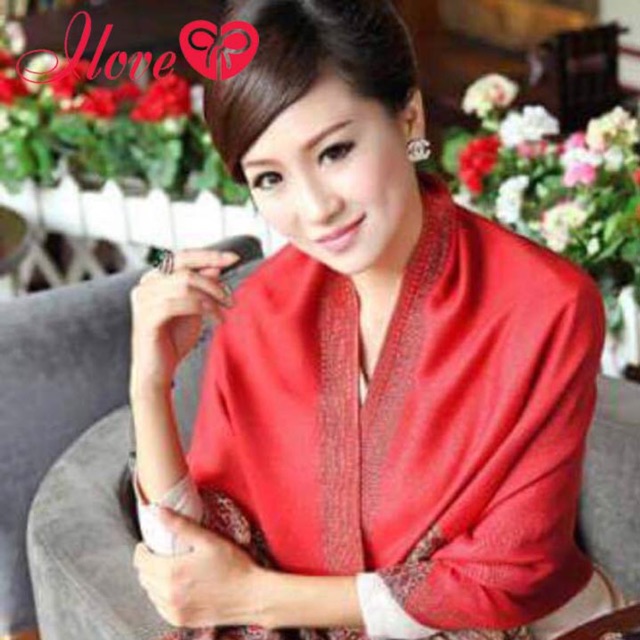 Khăn lụa Việt Nam cao cấp