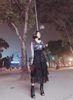 Chân váy voan xoè tầng