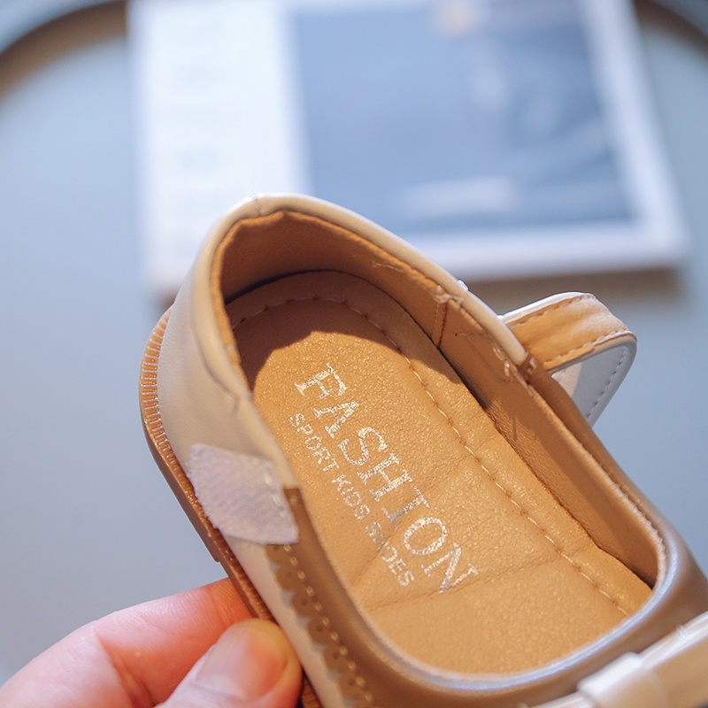 Giày Da Đế Mềm Chống Trượt Đính Nơ Xinh Xắn Cho Bé Gái 2-8 Tuổi