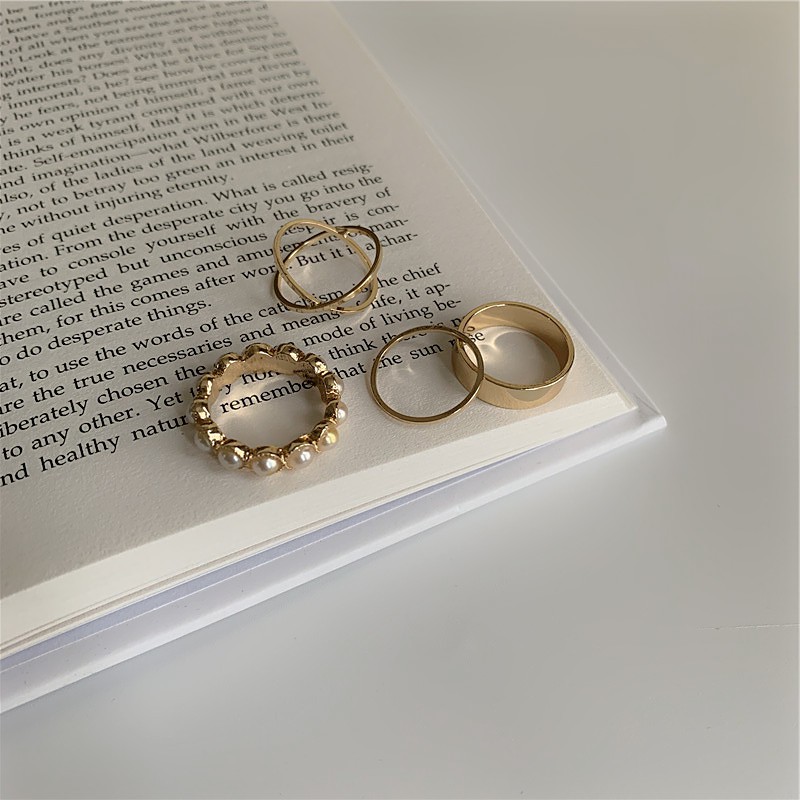 Set 4 nhẫn kiểu dáng phong cách thời trang dành cho nữ