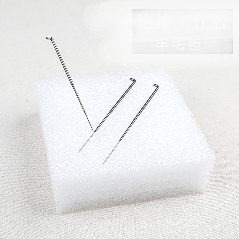 Đệm Chọc Len Bằng Mút Đen &amp; Trắng