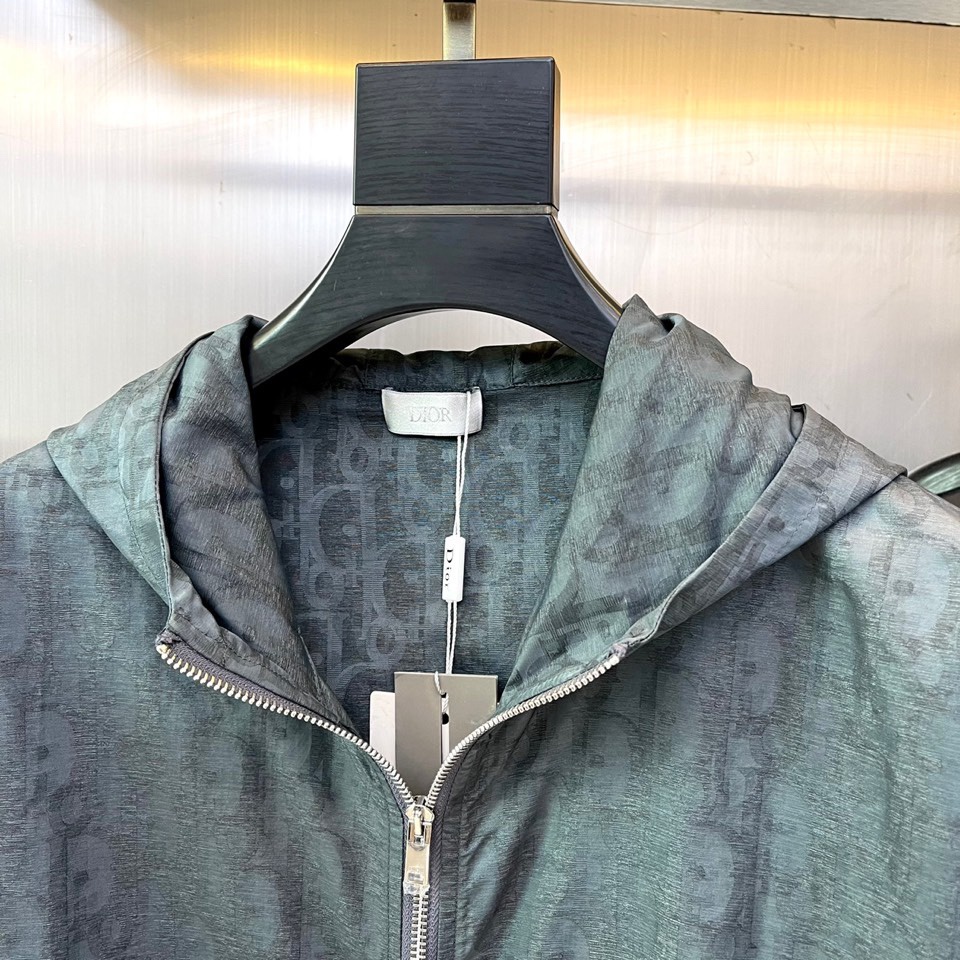 Áo khoác nam 𝘿𝙞𝙤𝙧 CD cao cấp dài tay có mũ hiện đại, thời trang