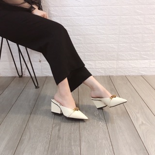 Sục Dioorrr mũi nhọn