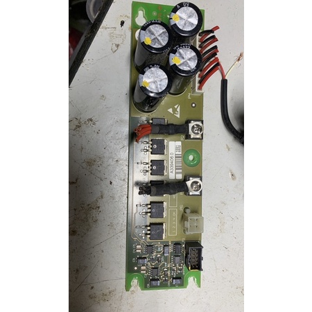 Bảng mạch công suất tháo máy như hình