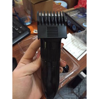 Tăng đơ cắt tóc KEMEI