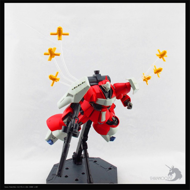 Mô Hình Lắp Ráp HG UC Jagd Doga Quess Ea Use