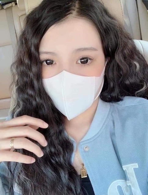 Khảu trang 3D Nhật ôm sát mặt mềm mại kháng khuẩn có hộp | BigBuy360 - bigbuy360.vn