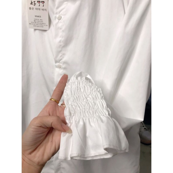 Áo sơ mi trắng tay rúm , from rộng chất thô lụa mềm đẹp