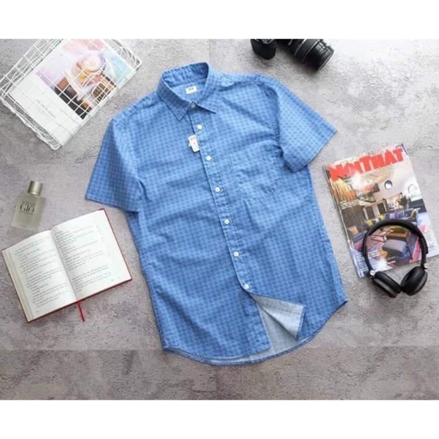 Áo sơ mi ngắn tay