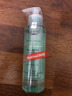 Gel Rửa Mặt Cho Da Dầu Mụn Eucerin ProAcne Solution Cleansing Gel 200ml