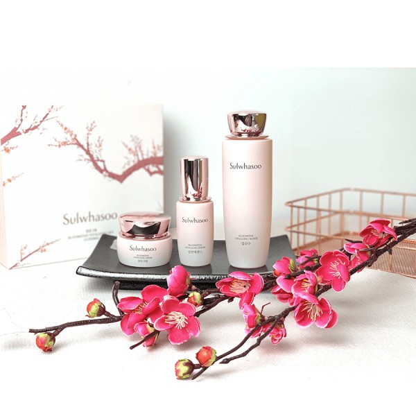 Bộ mỹ phẩm dưỡng da Sulwhasoo Bloomstay Vitalizing Kit 3 Items