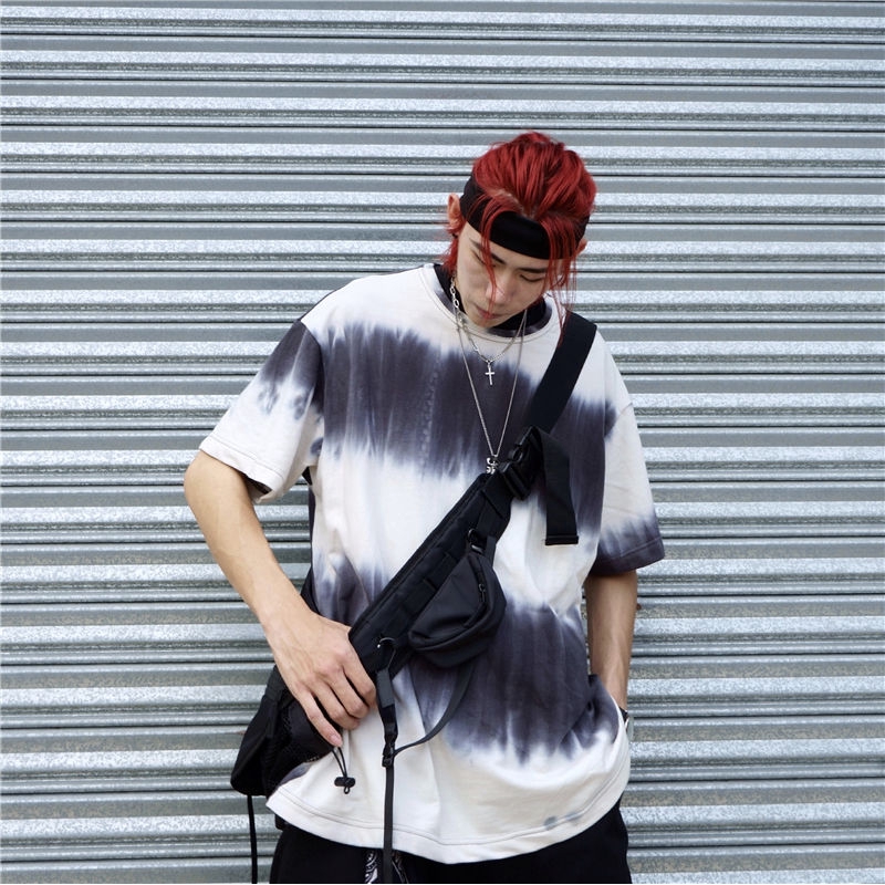 Túi đeo chéo phong cách hip hop cá tính