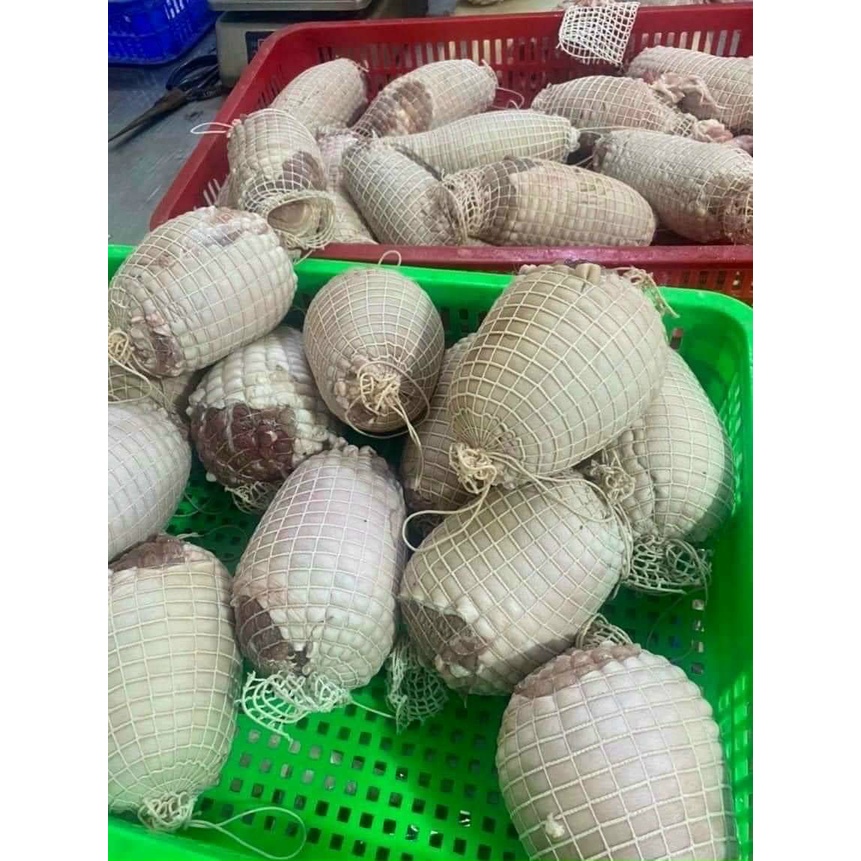 Bắp giò heo rút xương bó chỉ 1kg (giao hỏa tốc tphcm)