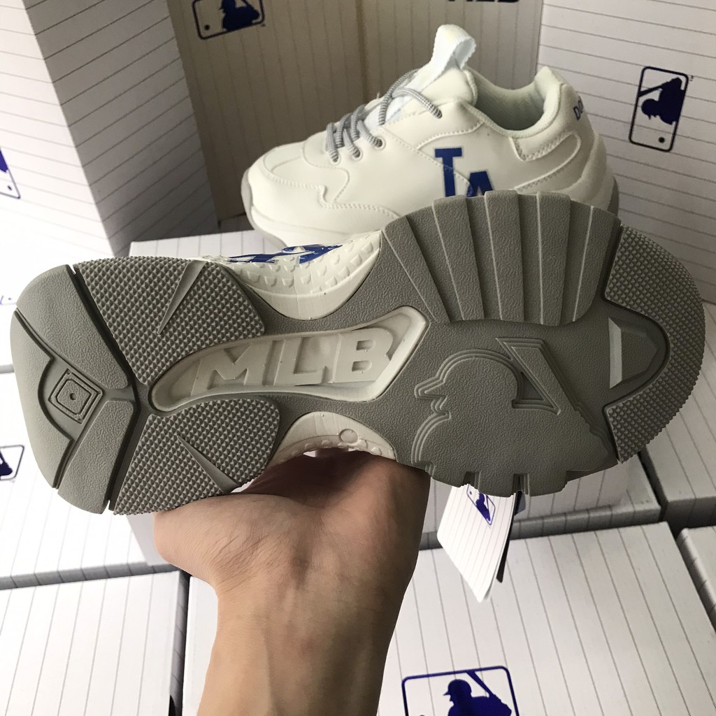 (Ảnh Thật + FullBox) Giày Thể Thao Hàn Quốc chữ LA | BigBuy360 - bigbuy360.vn