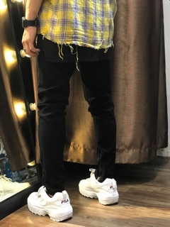 Quần jeans đen phối zip cổ chân