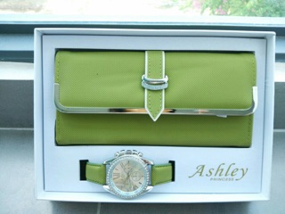 Bộ đồng hồ và ví Ashley nhập từ Mỹ
