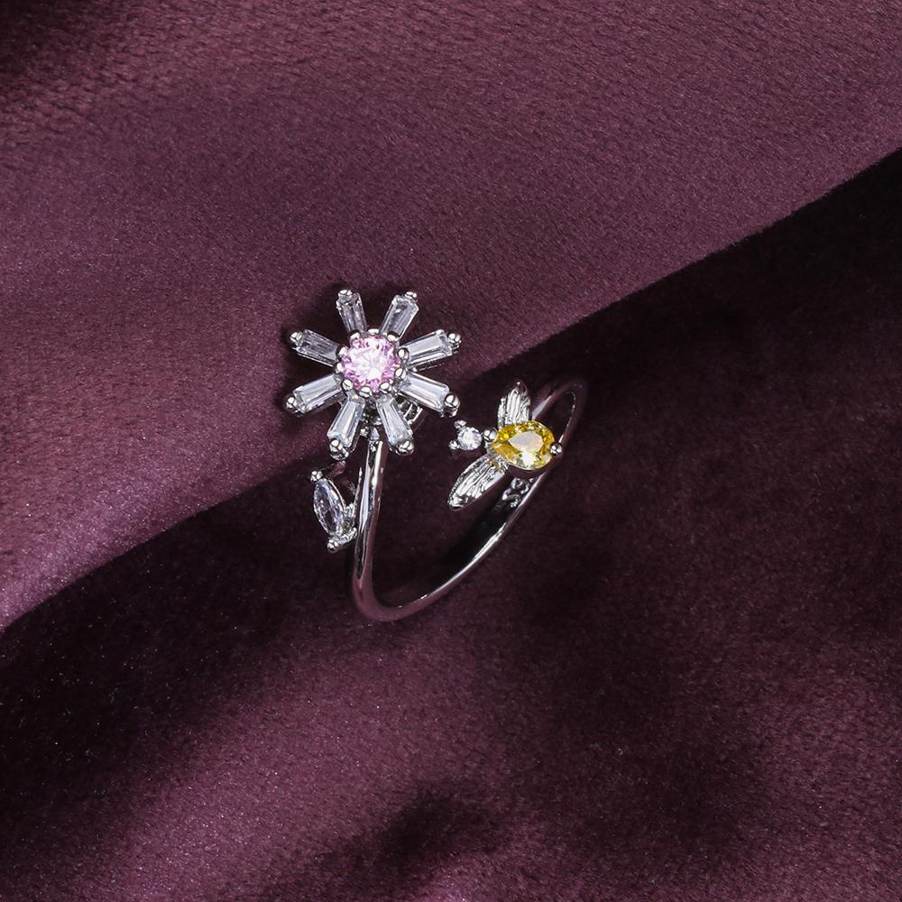 Vòng Đan Len Hình Vương Miện Có Thể Điều Chỉnh Tiện Dụng