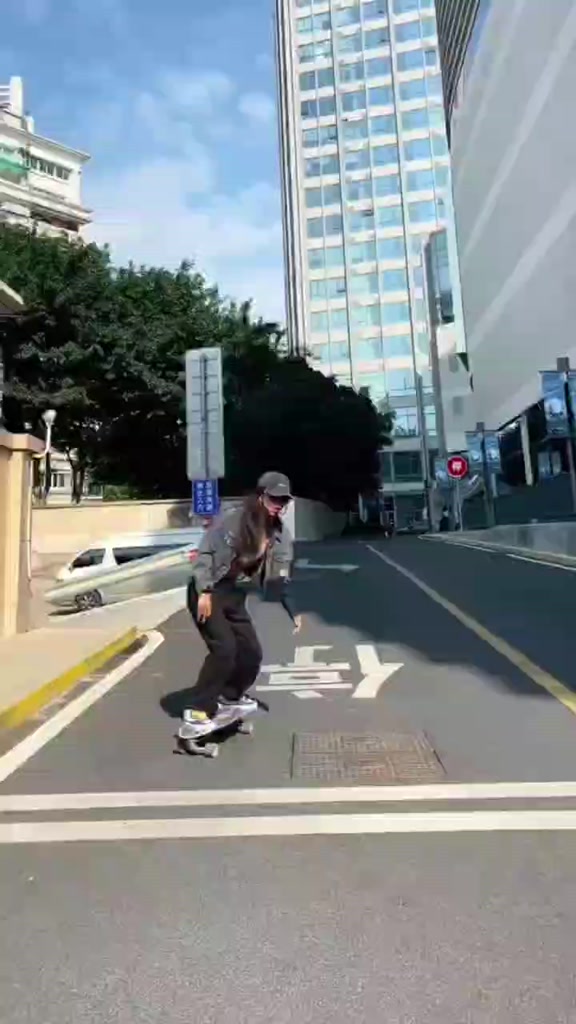 Set 2 Món Áo Bralette & Quần Short Nữ Bằng Vải Cotton Hiện Đại | BigBuy360 - bigbuy360.vn