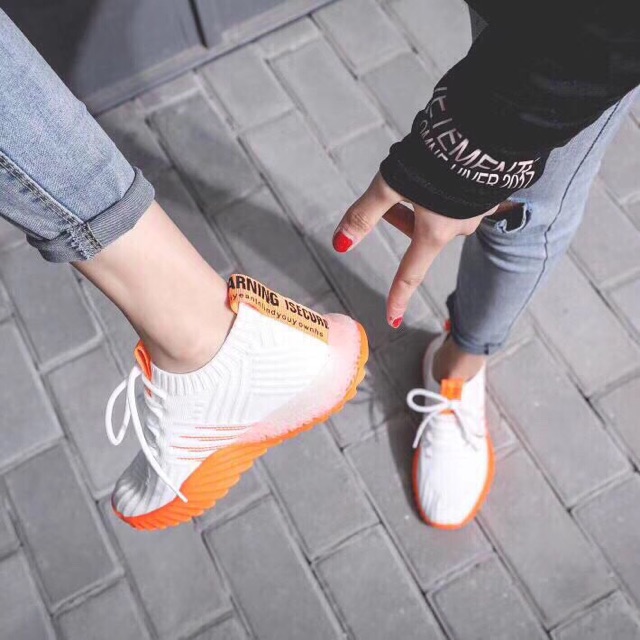 Giày thể thao qccc