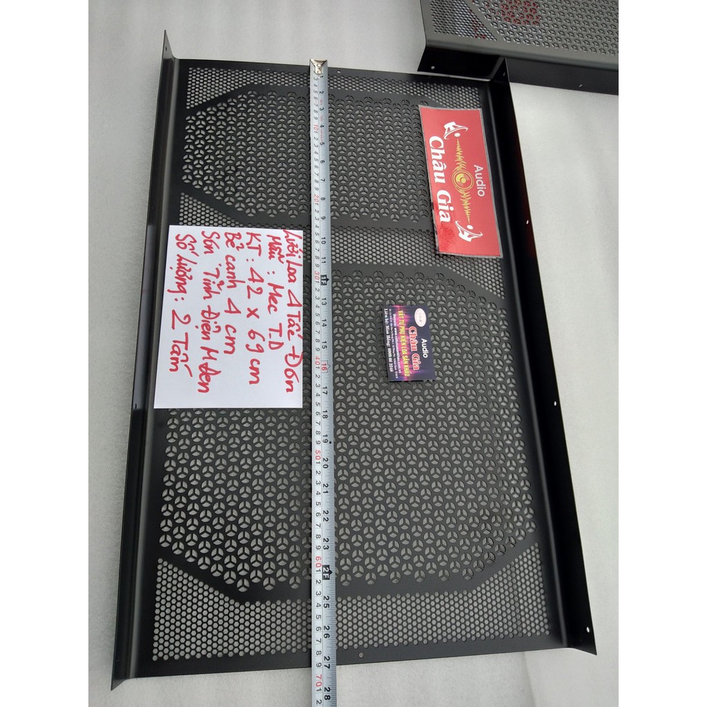 Lưới loa 4 tấc đơn 42cm 69cm 2 tấm