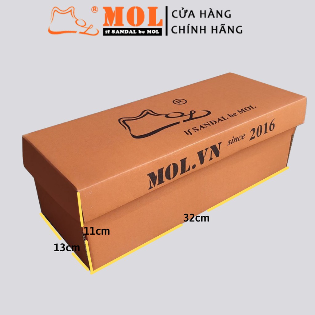 Hộp giày hiệu MOL chính hãng dùng để đóng gói cho cùng đơn hàng