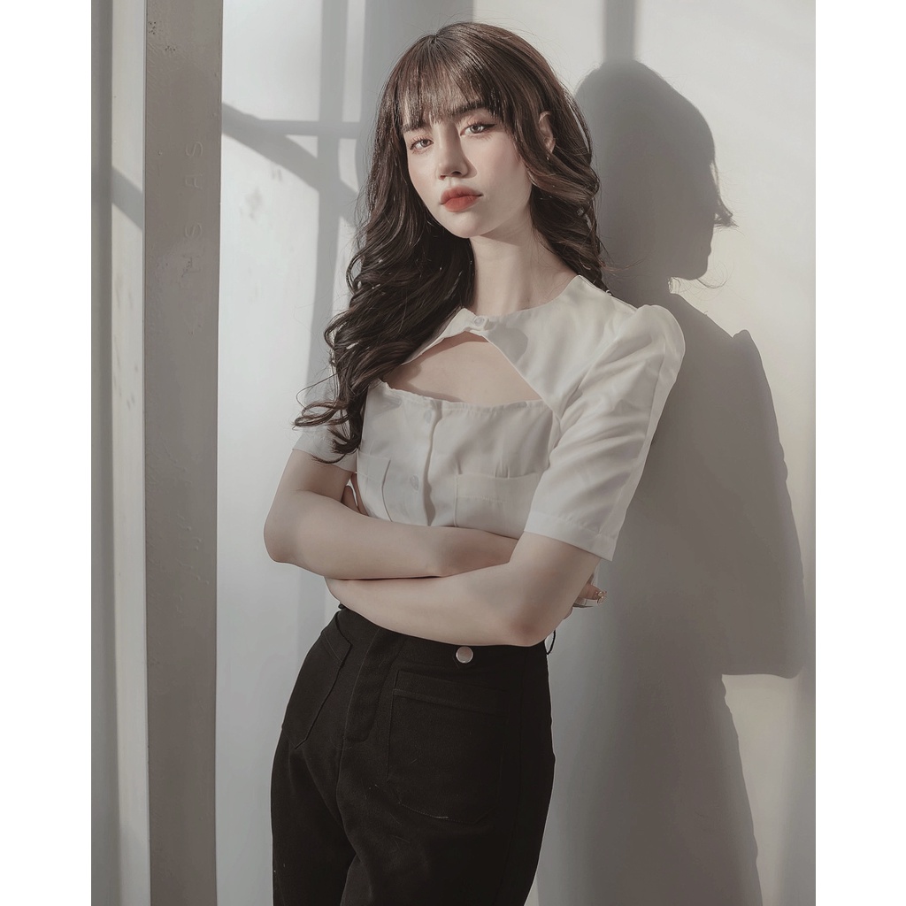 Áo sơ mi croptop nữ cộc tay sang chảnh, cá tính thời trang siêu đỉnh LONDON | BigBuy360 - bigbuy360.vn