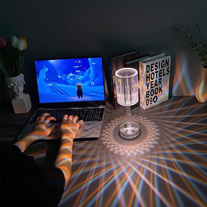 Đèn ngủ để bàn pha lê trang trí 16 mầu rpg ánh sáng đầy đủ màu sắc, mẫu mã decor phòng