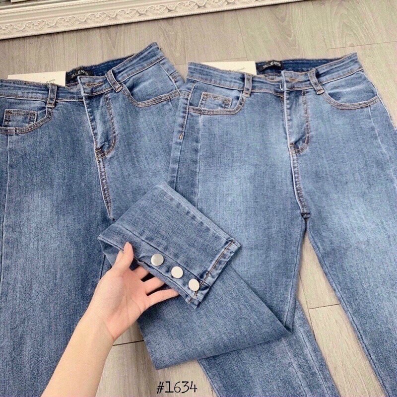 Quần jean phối khuy gấu 2 màu